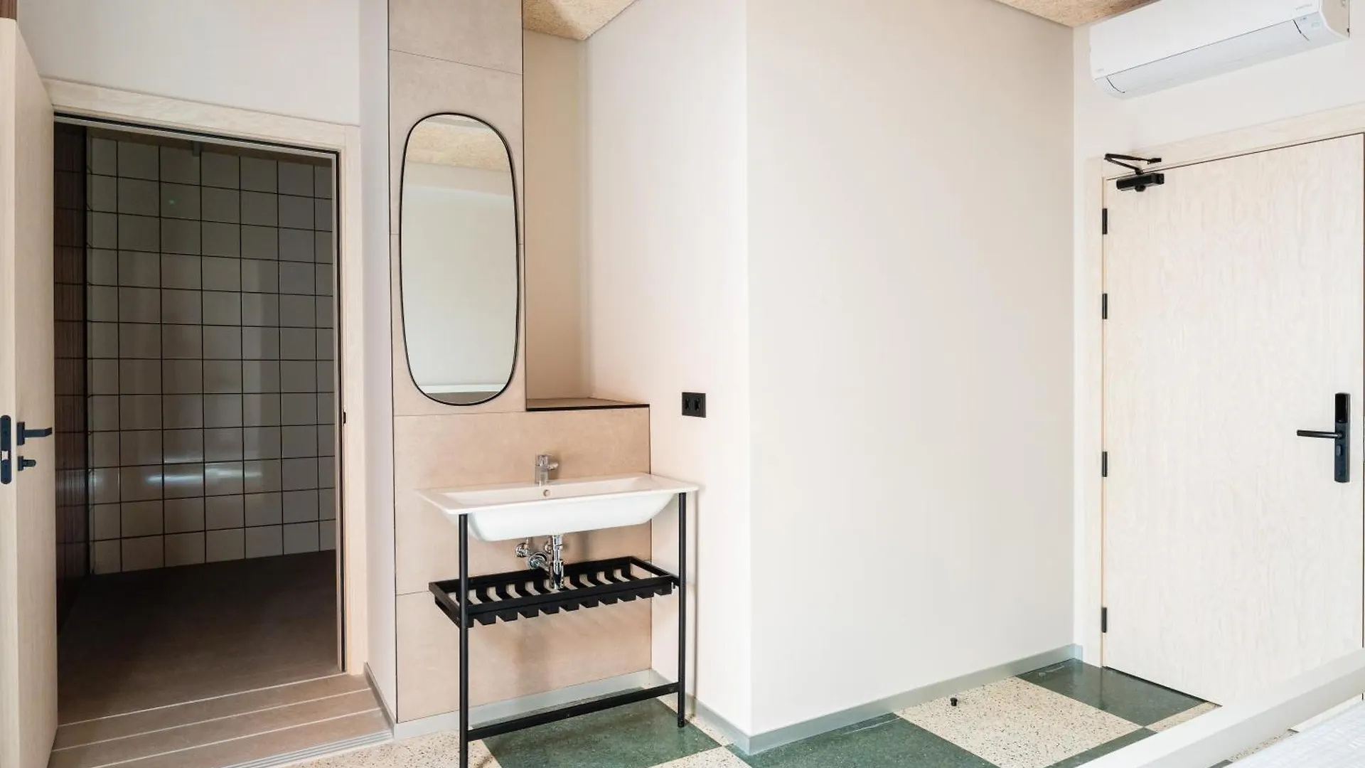 Lamia Bbk Women Hostel-Solo Mujeres Bilbao España
