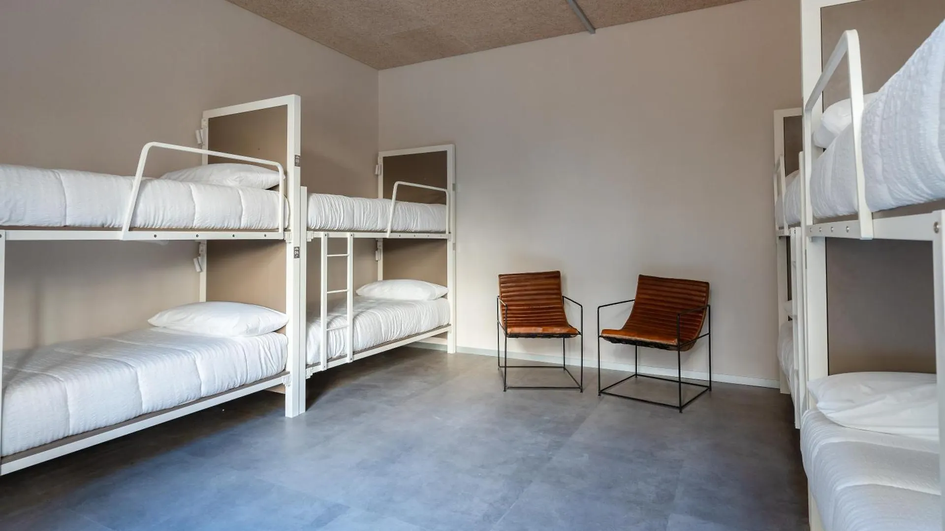 Lamia Bbk Women Hostel-Solo Mujeres Bilbao 0*,
