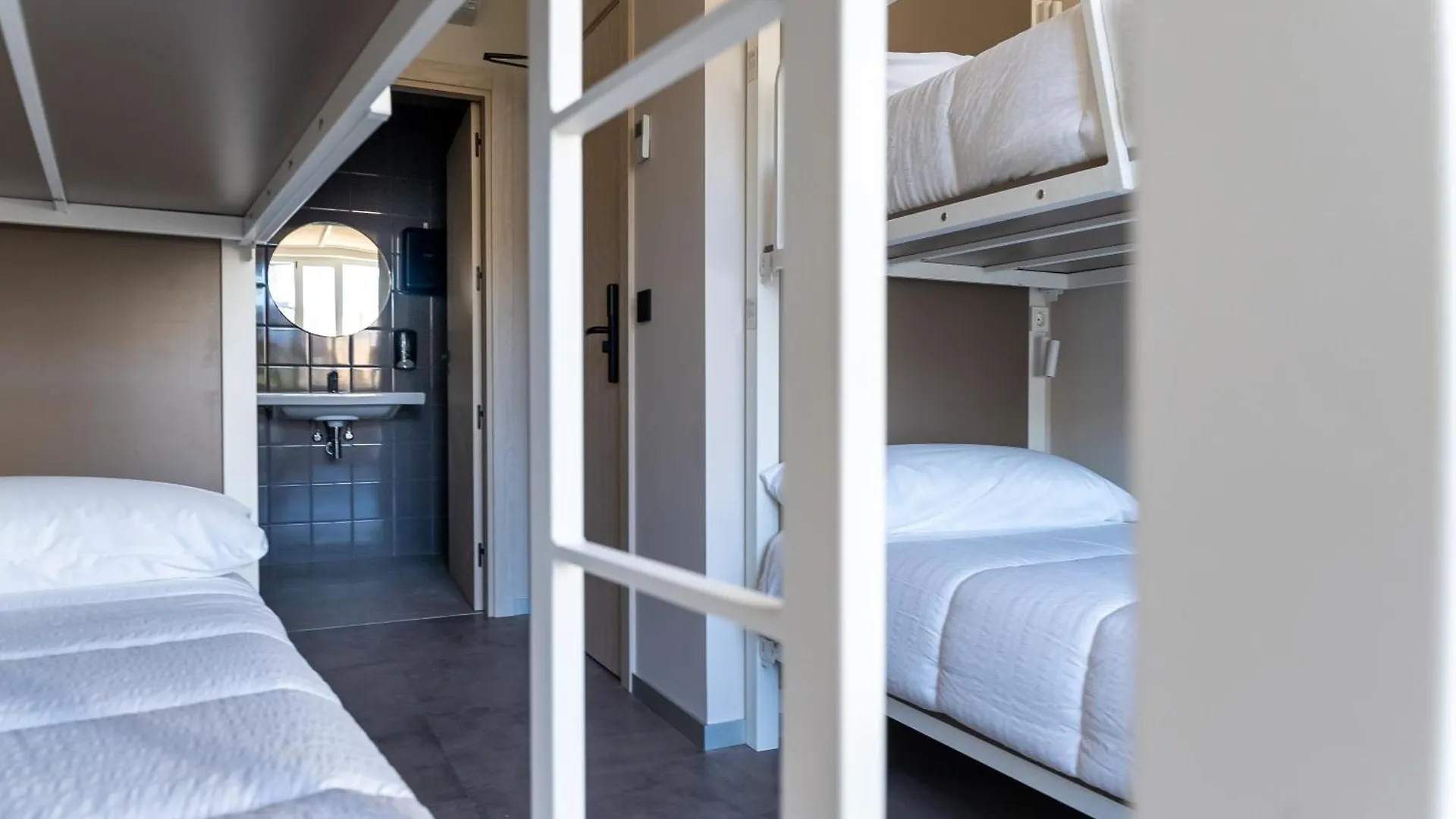 Lamia Bbk Women Hostel-Solo Mujeres Bilbao Hostal
