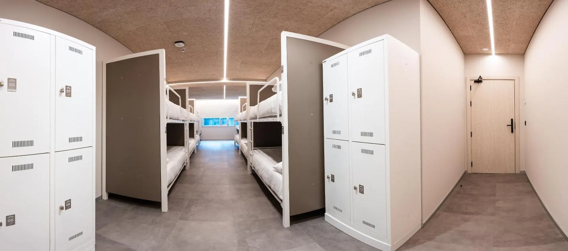 Lamia Bbk Women Hostel-Solo Mujeres Bilbao Spain