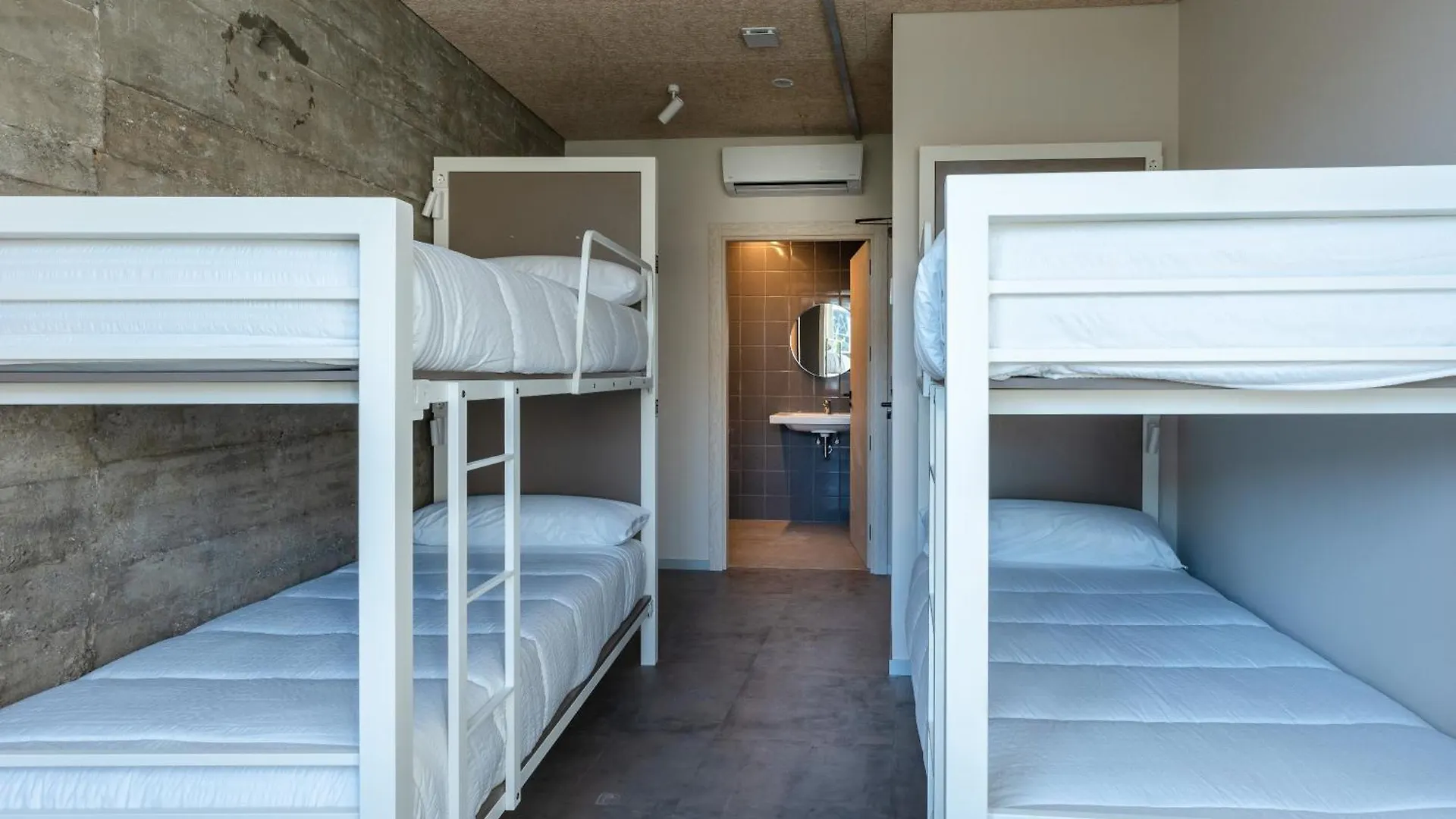 Hostel Lamia Bbk Women Hostel-Solo Mujeres Bilbao